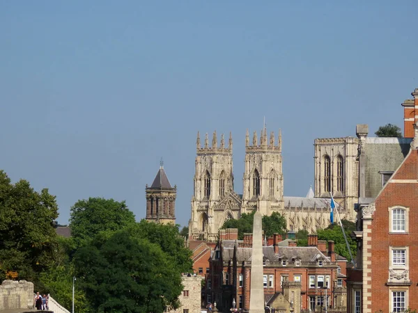 York Minster Kuleleri — Stok fotoğraf