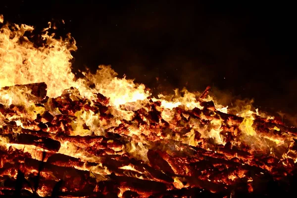 Festival Buergbrennen Luxemburgo Celebrando Fin Del Invierno Comienzo Primavera Quemando — Foto de Stock