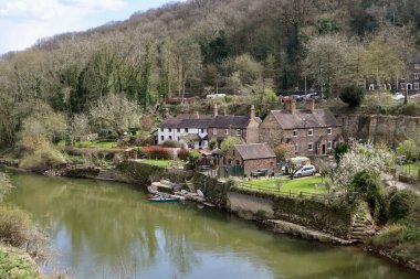 Demirköprü 'den Severn Nehri