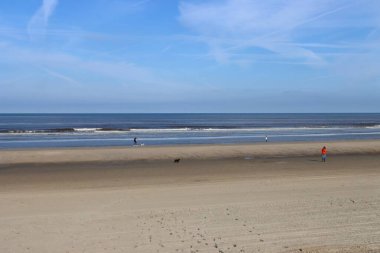 boş plaj sabah erken