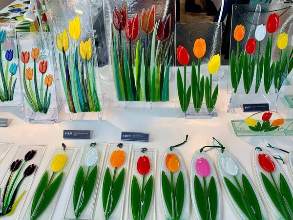 Pinturas Modernas Tulipanes Sobre Vidrio Como Recuerdos Los Jardines Keukenhof — Foto de Stock