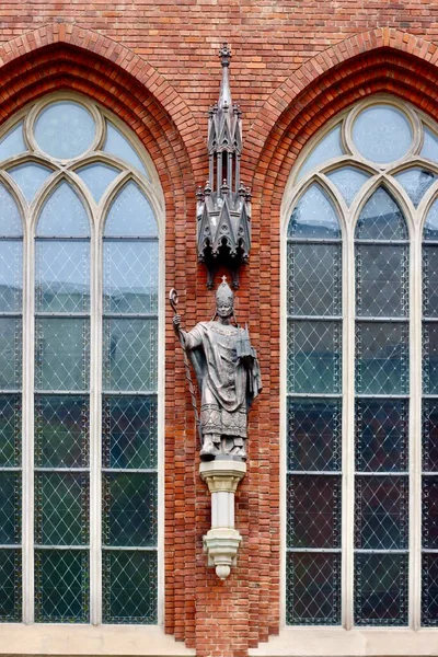 Bronze Sculpture Albrecht Von Buxthoeven Aka Bishop Albert Riga Livonia — 图库照片