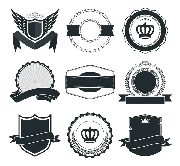 Badges et étiquettes vintage rétro — Image vectorielle