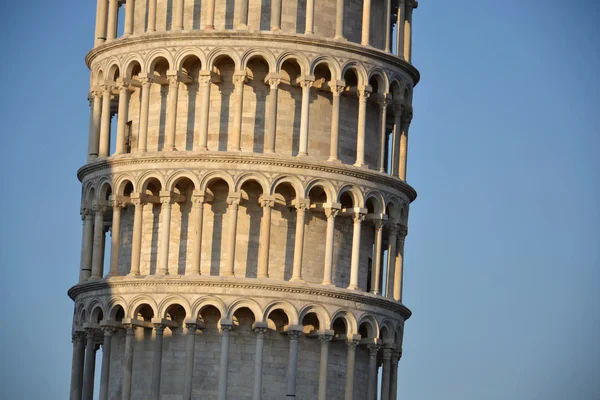 The Leaning Tower of Pisa, Cathedral Square in Pisa, Italy — Stock Photo, Image