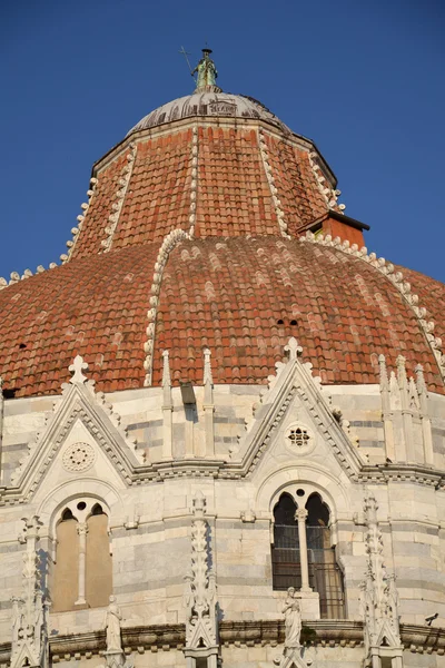 El Baptisterio de la Catedral de Pisa —  Fotos de Stock