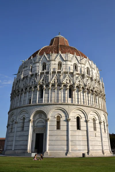 The Baptistery of the Cathedral of Pisa — Stock Photo, Image