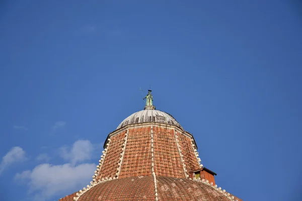 A keresztelőkápolna, a katedrális, a pisa — Stock Fotó