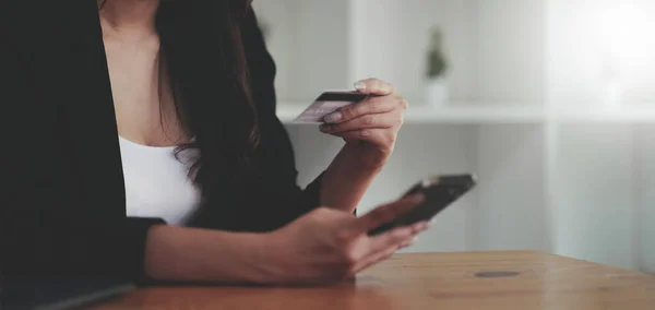 Woman Hands Holding Smartphone Shopping Online Credit Card Online Payment —  Fotos de Stock