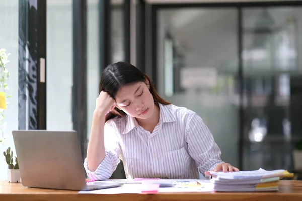 Stress Donne Asiatiche Uomini Affari Concetto Lavoro Uomo Affari Asiatico — Foto Stock