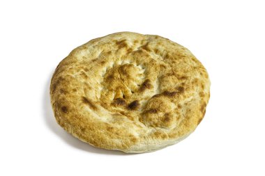 Yuvarlak Kafkas lahanası - beyaz arka planda izole edilmiş buğday unlu tortilla şeklinde beyaz ekmek