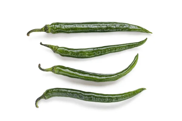 Lange Pepers Van Groene Hete Peper Voor Kruidige Kruiden Geïsoleerd — Stockfoto