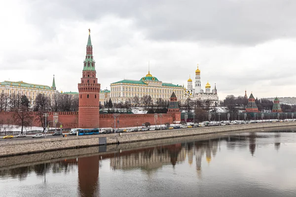 Moscow Russia 2021 Vodovzvodnaya Tower Kremlin Grand Kremlin Palace Domes — Stock Photo, Image