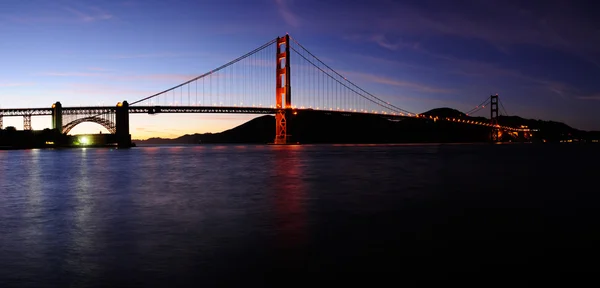 Golden gate Köprüsü ve fort noktasında günbatımı - yüksek çözünürlüklü stitc — Stok fotoğraf