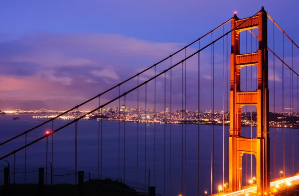 Dusk, Golden Gate Bridge, North Tower — Stock Photo, Image