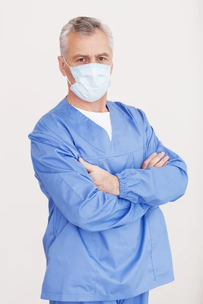 Médecin en masque chirurgical — Photo