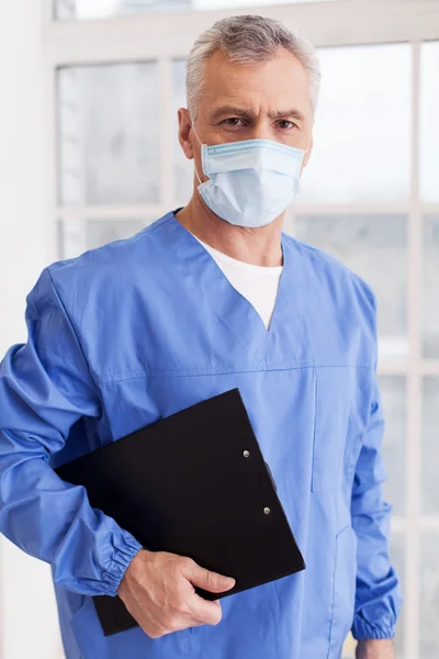 Confident surgeon. — Stock Photo, Image