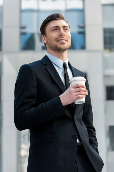 Businessman drinking coffee — Stock Photo, Image