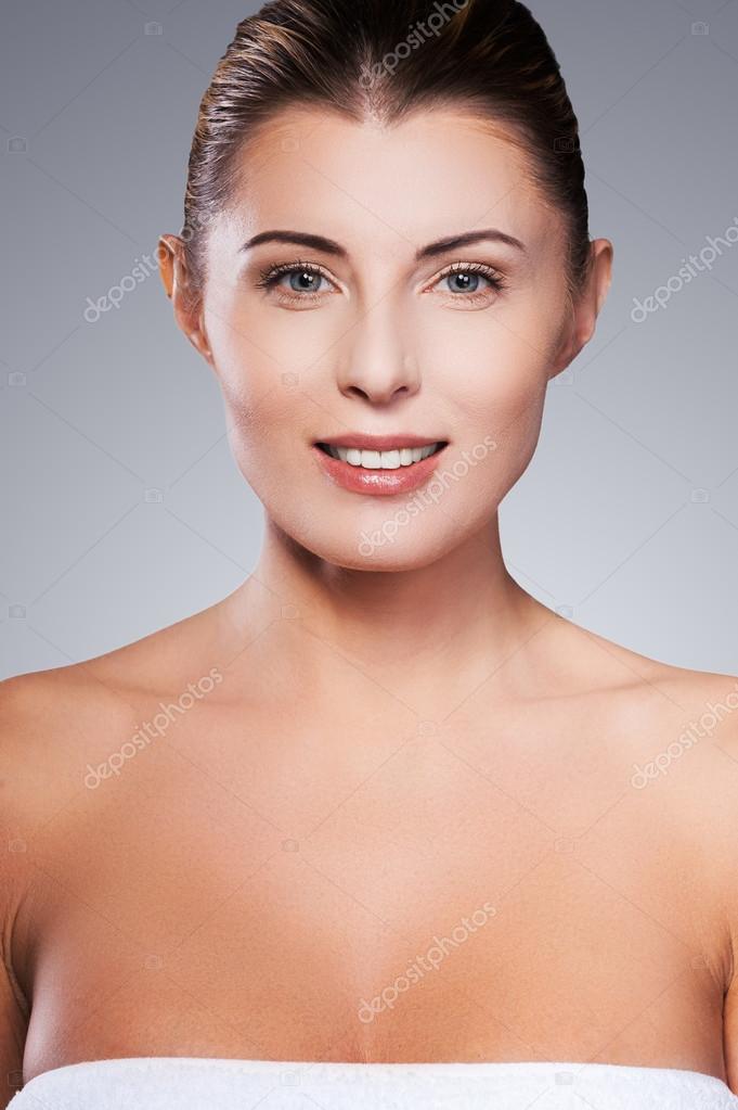 Mature Women With Huge Cleavage Mature Women With Huge Cleavage
