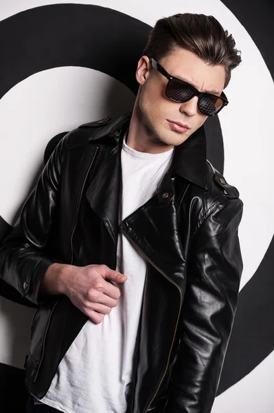 Male model in leather jacket — Stock Photo, Image
