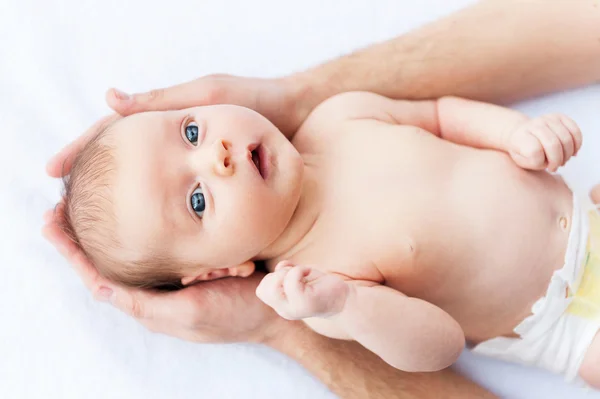Curious little baby. — Stock Photo, Image