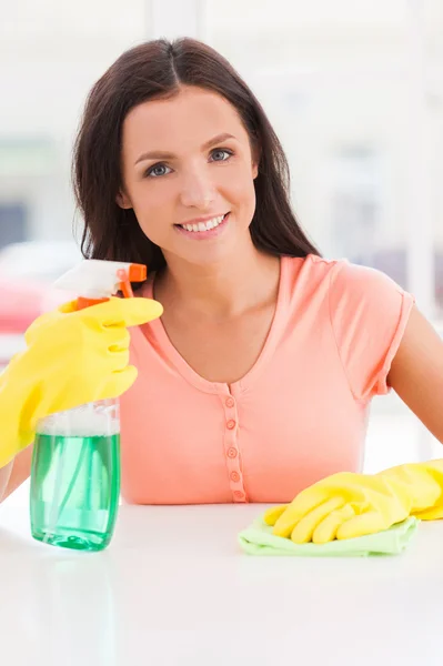 Dona de casa no trabalho. — Fotografia de Stock