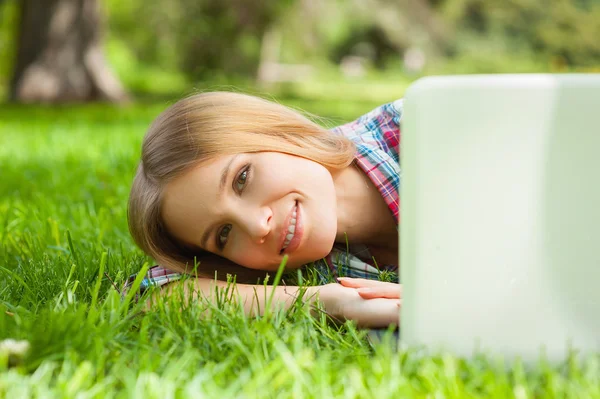 Relaxing in park — Stock Photo, Image