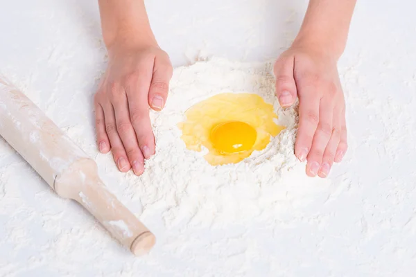 Preparación de ingredientes para hornear . — Foto de Stock