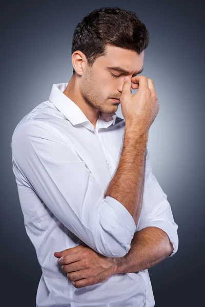 Man lost in thoughts — Stock Photo, Image