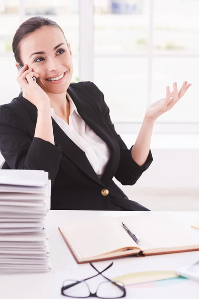 Happy businesswoman. — Stock Photo, Image