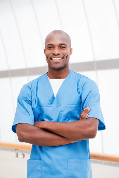 Confident young African doctor — Stock Photo, Image