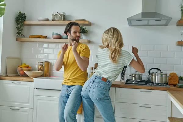 Cheerful Young Couple Dancing Having Fun Domestic Kitchen — Stock Fotó