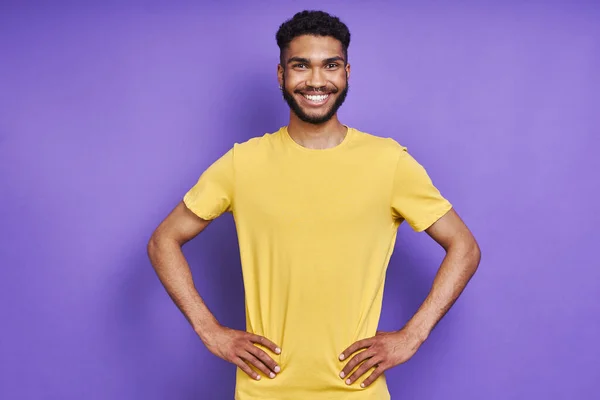 Happy African Man Holding Hands Hip Smiling While Standing Purple — Foto de Stock