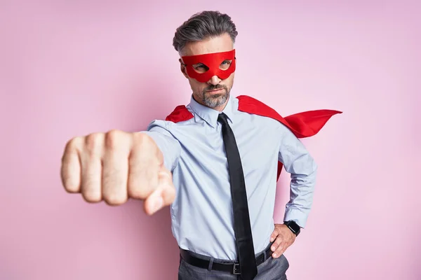 Man Shirt Tie Wearing Superhero Cape Keeping Arm Outstretched Pink — Foto de Stock