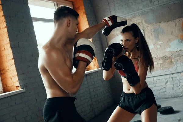 Concentrated Young Woman Boxing Personal Coach Gym — Stock Photo, Image