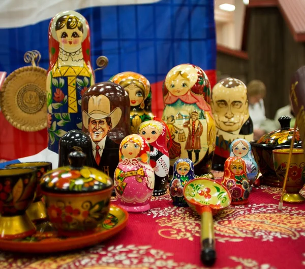 Russische matrioska souvenirs — Stockfoto