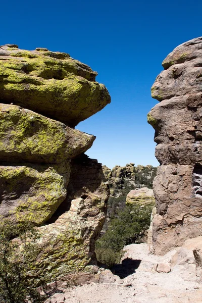 Felsen, die sich persönlich unterhalten — Stockfoto