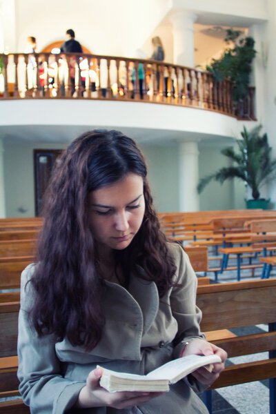 Reading prayer in church