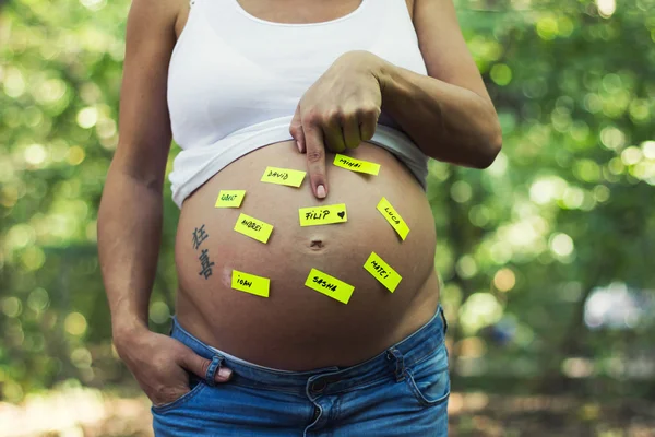 Bebek için isim seçmek