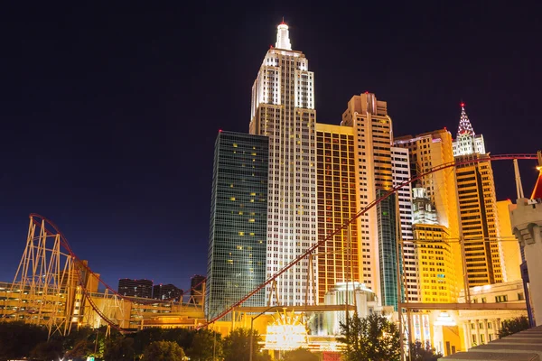 Verlichte hotel in las vegas — Stockfoto