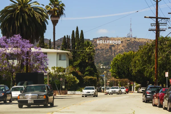 hollywood Sign şehirden görünüm