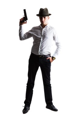 iyi ve kötü tarafı suçlu