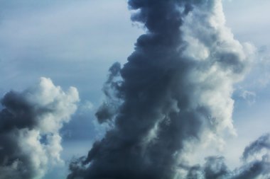 fırtına bulutları