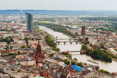 Frankfurt am Main 'in panoramik manzarası.