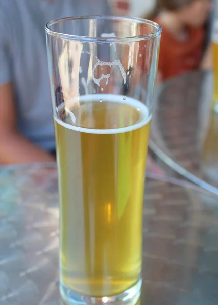 Пиво Высоких Стеклах — стоковое фото