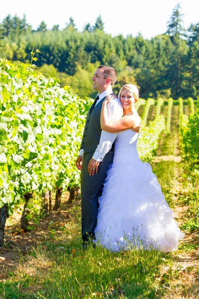 Portraits of Bride and Groom — Stock Photo, Image