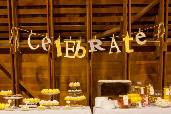 Celebrar la decoración de la boda — Foto de Stock