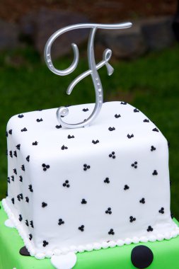 f düğün cake topper