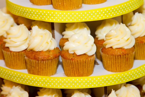 Wedding Cupcakes — Stock Photo, Image