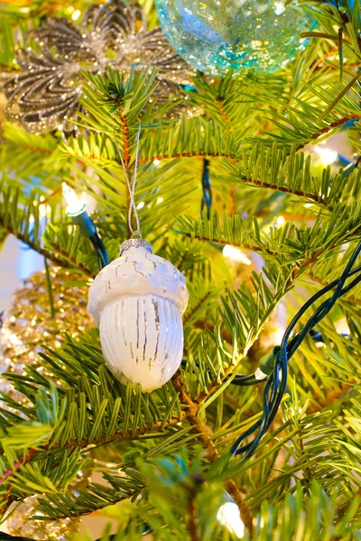 Eleganti ornamenti natalizi — Foto Stock