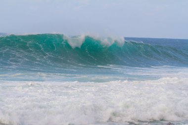 büyük dalgalar, oahu boru hattı.
